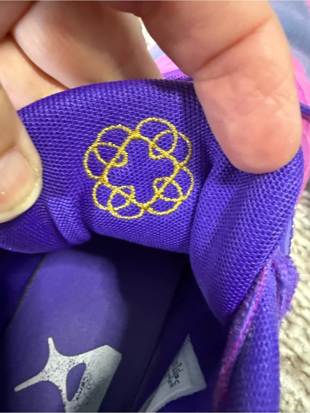 Nike A'One A'ja Wilson Purple Gold Shoes Basketball FZ8605-500 Womens Size 8.5 - Picture 8 of 10